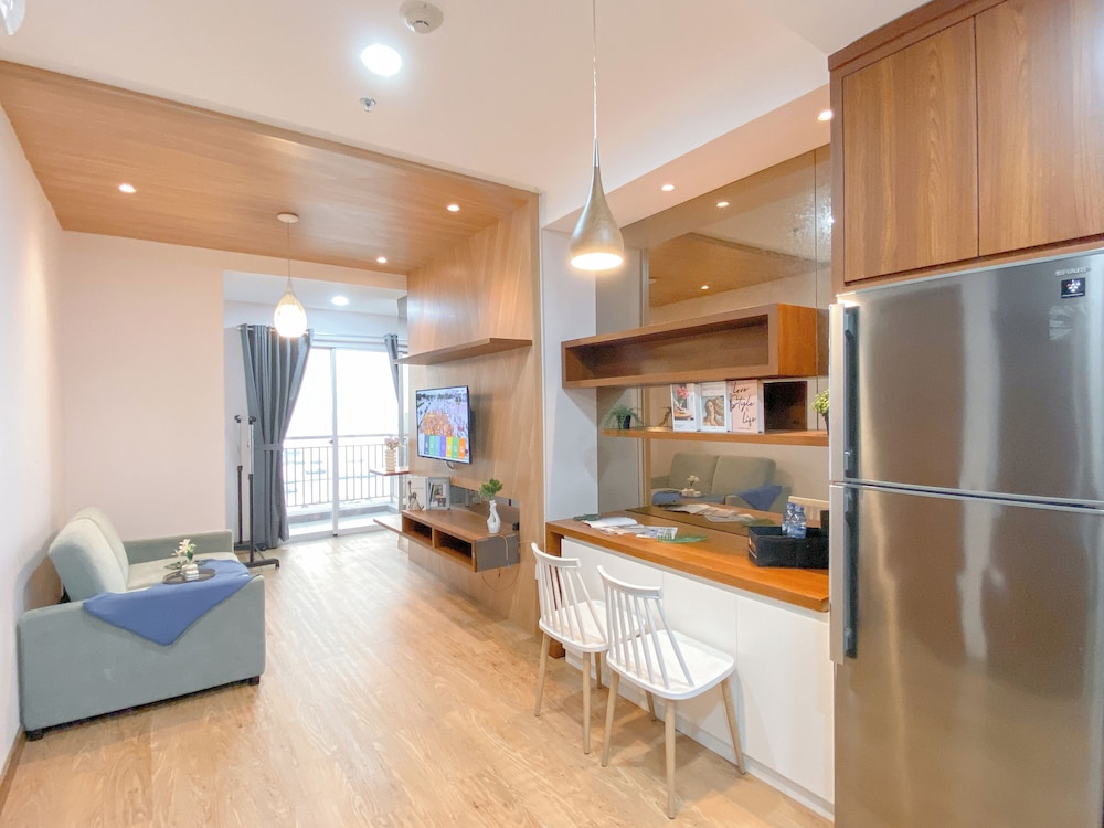 Great Choice 1Br Apartment At Green Bay Condominium