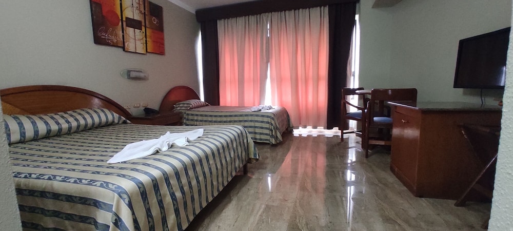 Hotel Emperador