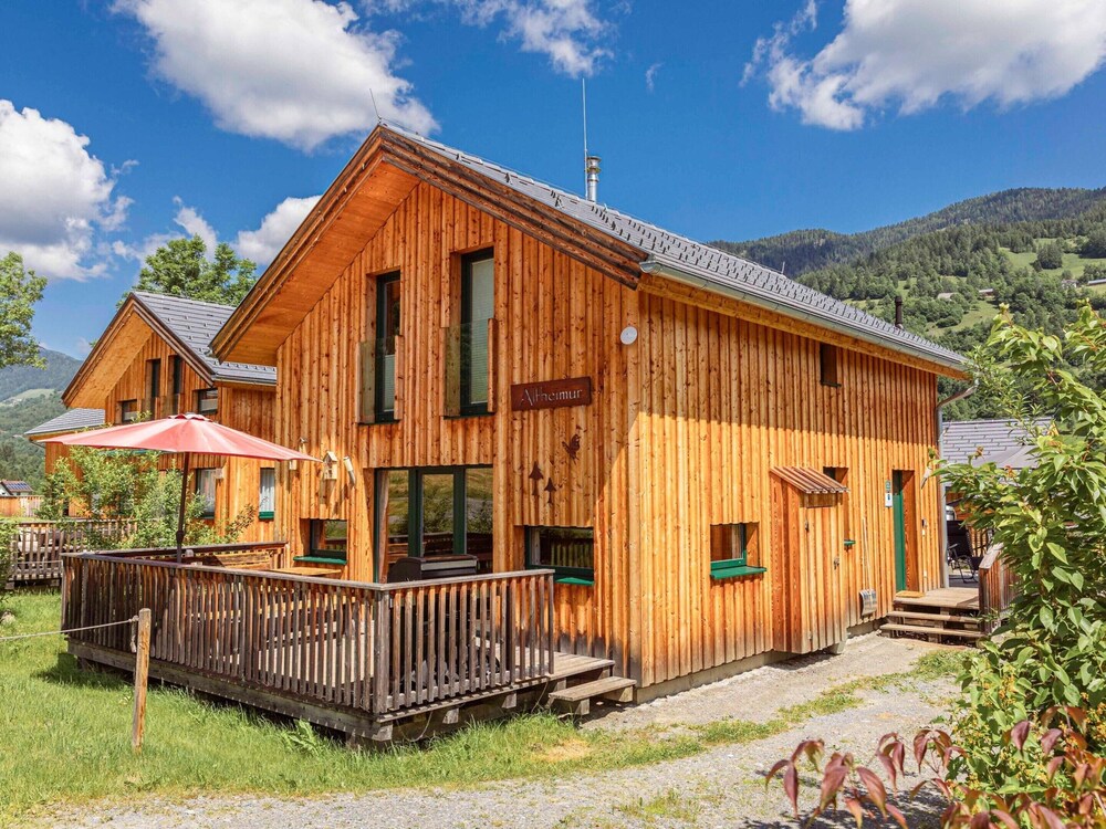 Nice Chalet With Whirlpool