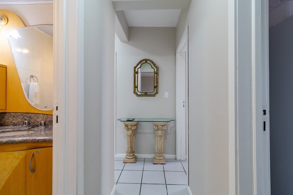 Ap w/ Balcony 200 m From the Beach Ingleses Vin202