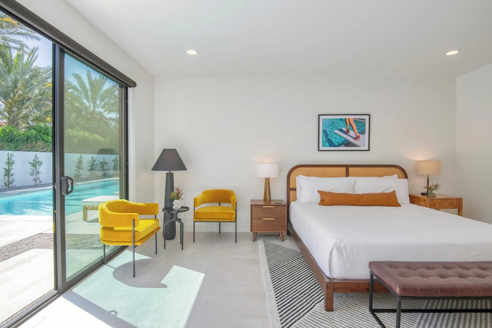 Sleeps 32 2 Villas, Pool, Putting Green+bocce Polo Villas Amara by Avantstay