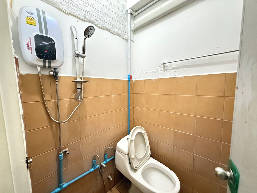 Happyland Guesthouse