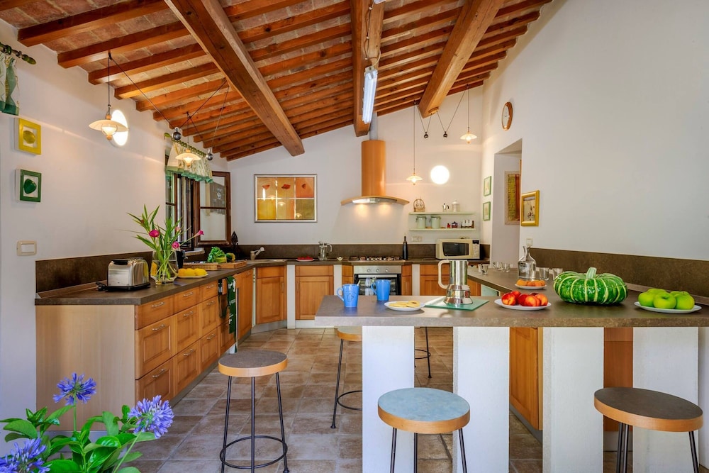 La Girolima 6 2 by Marche Holiday Villas