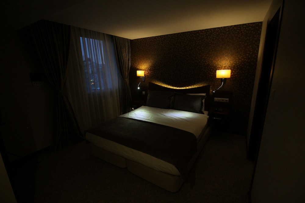 Vali Erdogan Konuk Evi Hitit Otel - Image 24