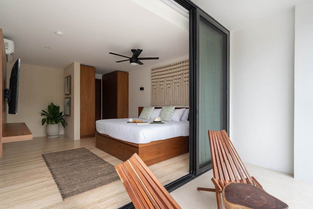 Karanda by Beach Please Tulum