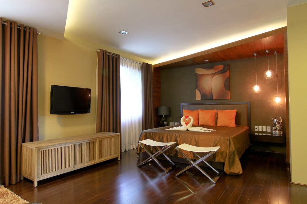 Boracay Suites