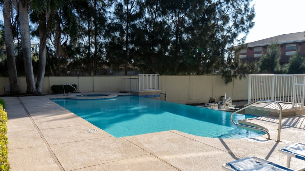 Channel Views Private Boat Slip Pool & Patio 3 Bedroom Apts