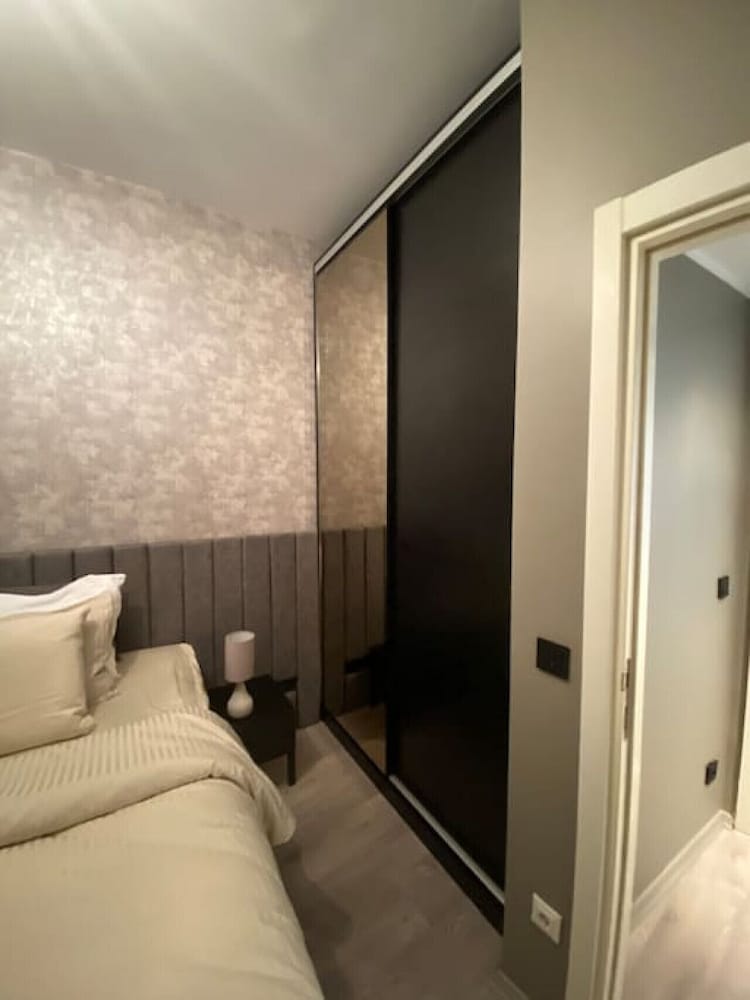 1 1 Balcony Deluxe Apart - Near Mall of Istanbul
