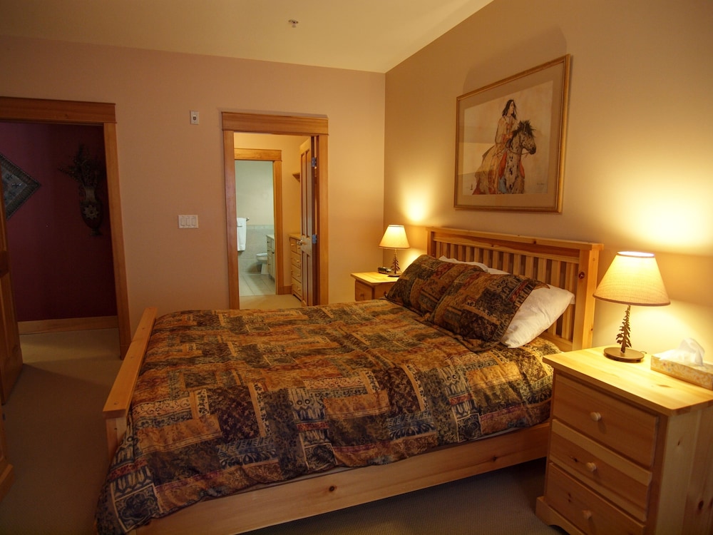 Mountain Town Properties Cascade Lodge 2E