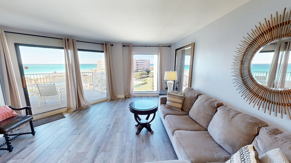 Inlet Reef 513 2 Bedroom Condo