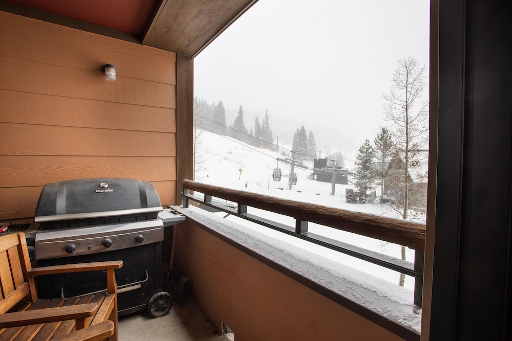 Zephyr Mountain Lodge Vacation Condos - Winter Park CO