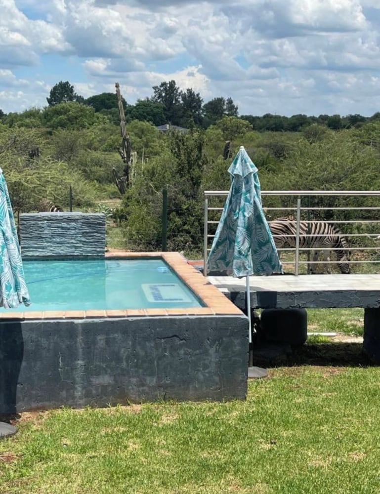Kings View Exclusive Villas