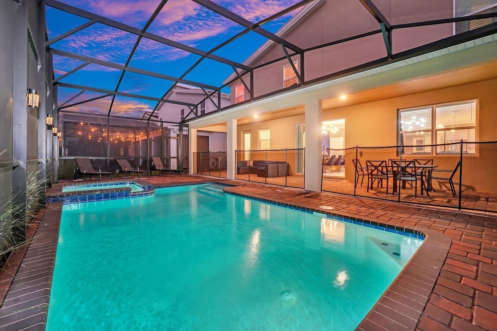 Serenity Lakeview Retreat Stunning Water Views, No Rear Neighbors, Private Pool, Game Room & Star Wars Cinema