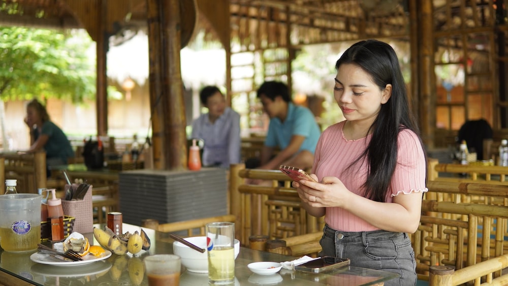 Quoc Khanh Bamboo Homestay - Hostel
