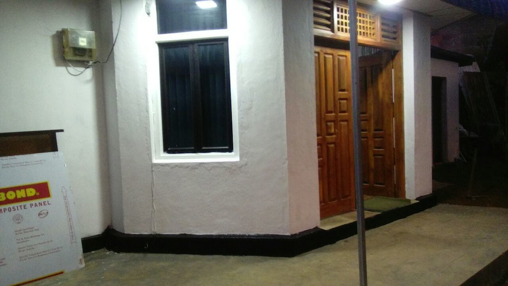 East Mount Villa