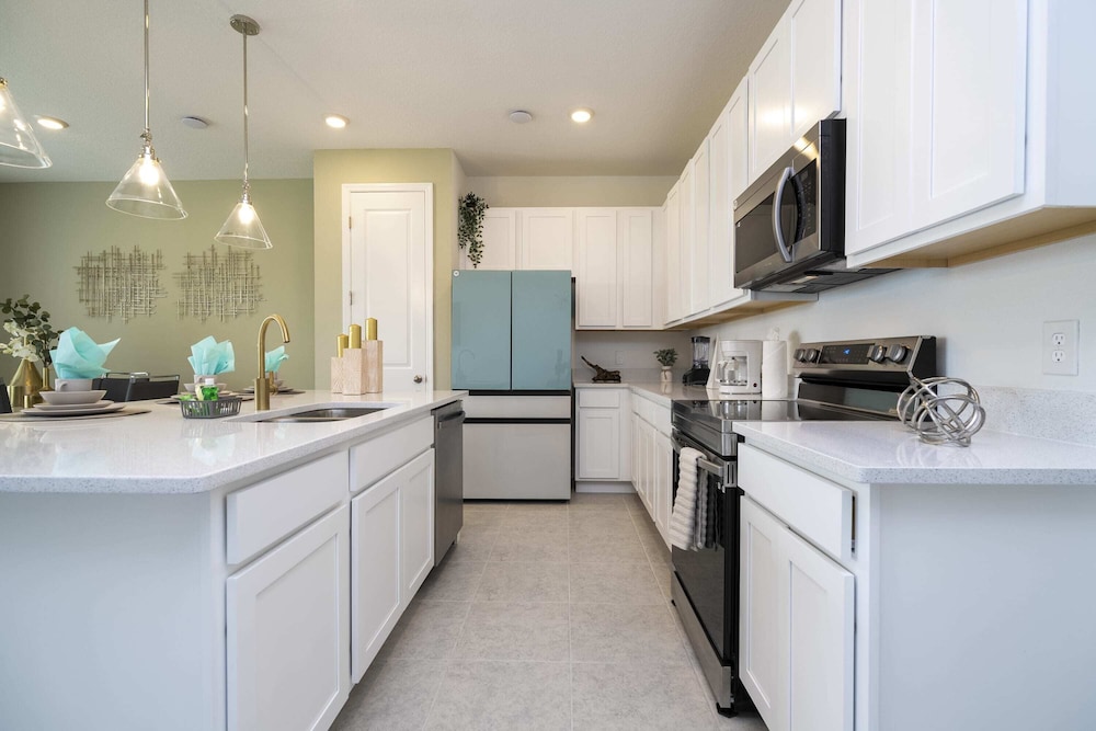 Cozy 3Bd Close to Disney at Enclaves 983