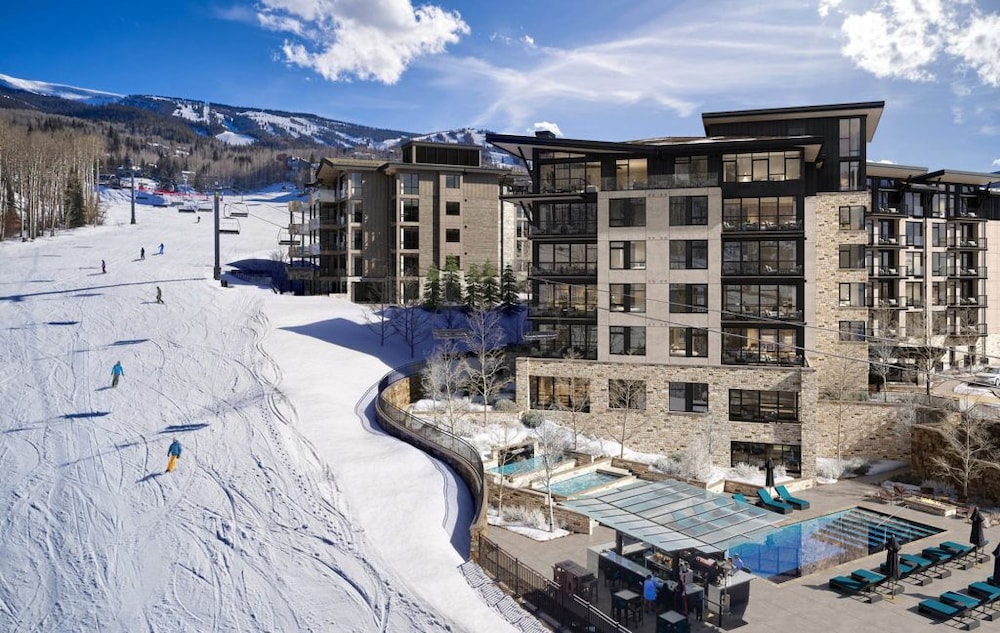 Snowmass Lux Getaway by Snowmass Vacations