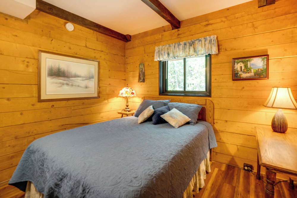 24str-00023 Fairplay Cabin w/ Hot Tub on 4 Acres!