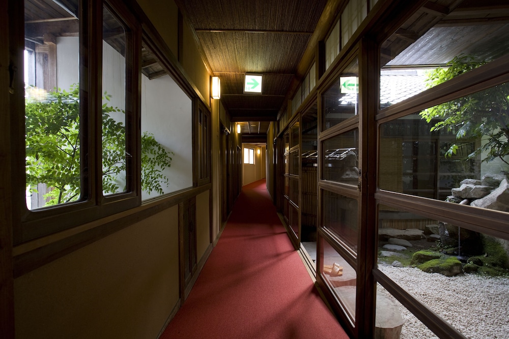 Okutsuso
