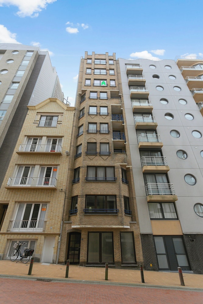 Apartment in Blankenberge Near the Beach