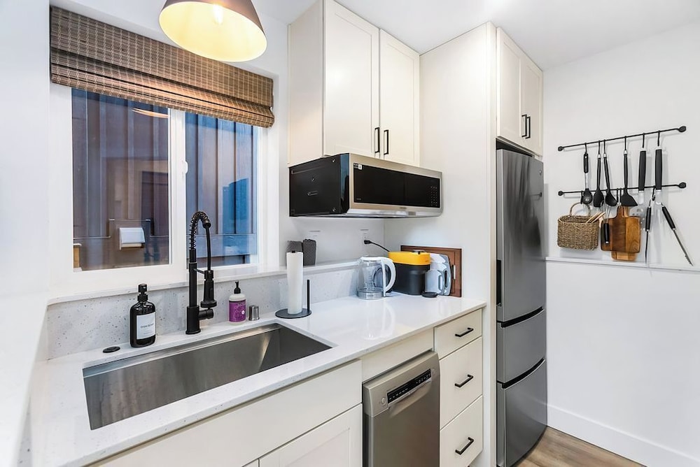 Covelet Hideaway