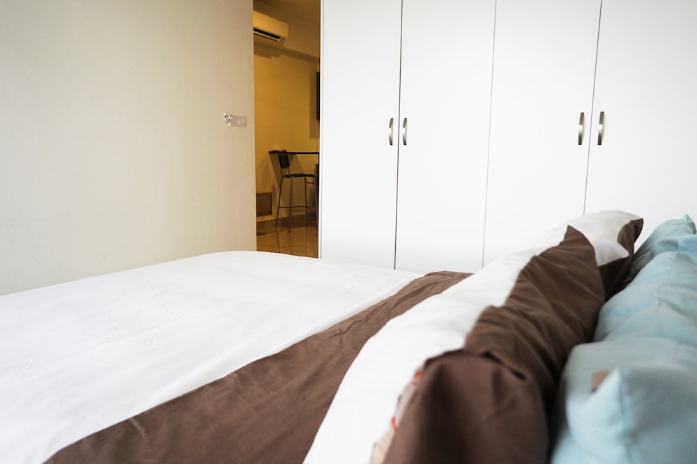 Hyve Studio Suites photo 6