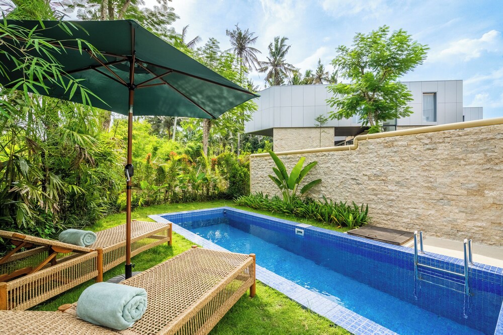 Hidden City Ubud - Modern Villas & Townhouses with Private Pools, Nature Views and Wellness Access