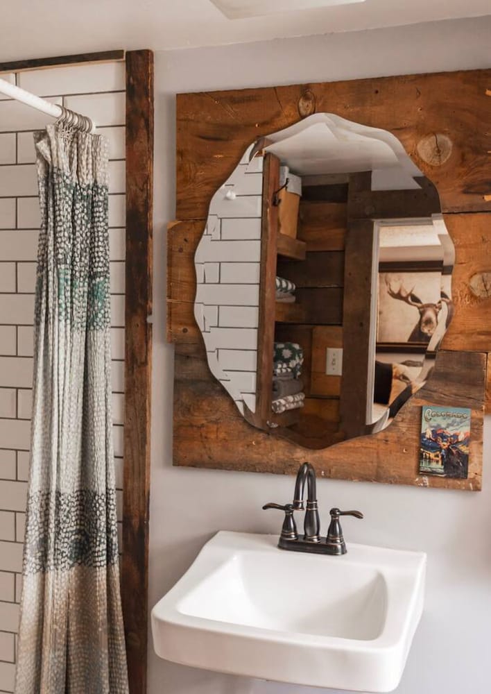 Moose Room Rustic Colorado Lodge Escape