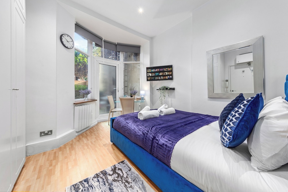 Immaculate 1-bed Studio in London