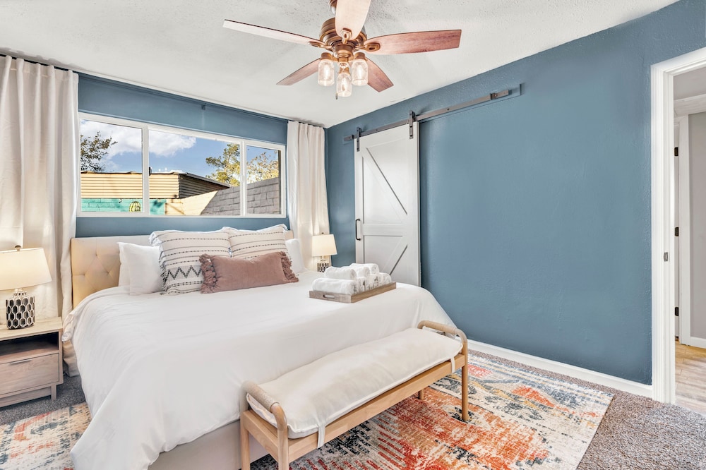 Beatrice Mini-resort Scottsdale