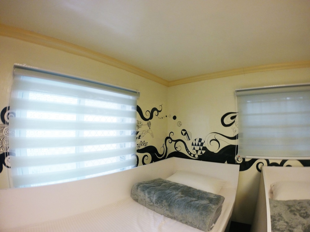 Cape 42 Hostel I