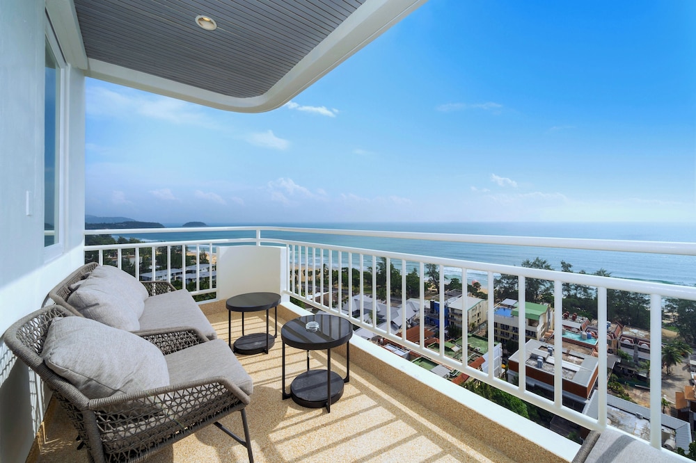 Sea View Chic Design 2BR Karon Condo 16C view 3