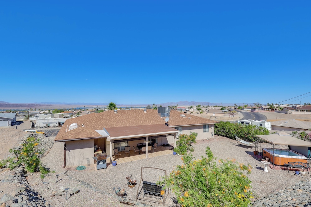 3 Mi to Water: Lake Havasu City Family Home!