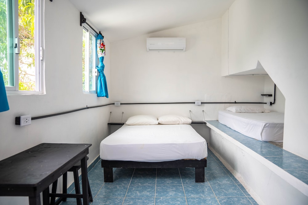 Hostel Oryx Tulum view 3