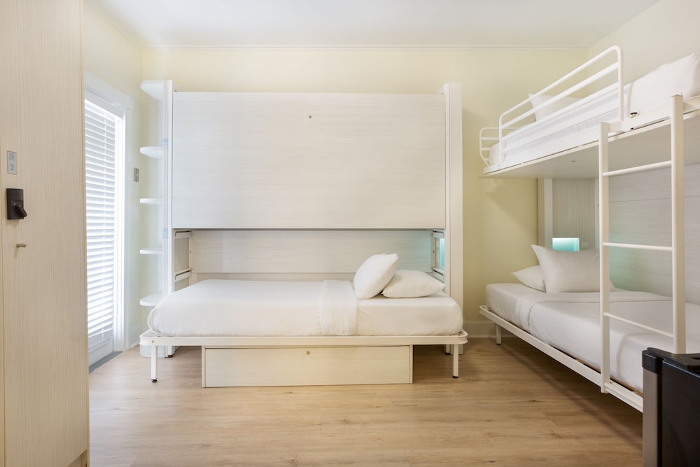 NYAH Key West - Adults Only