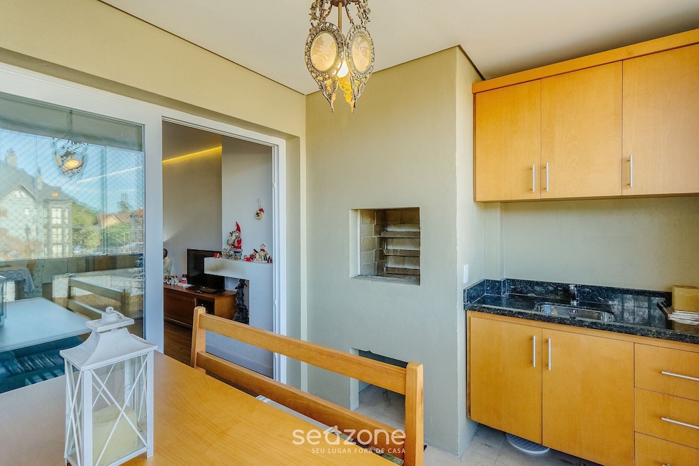 Apt in Canela Facing Duck Lake Cbl307