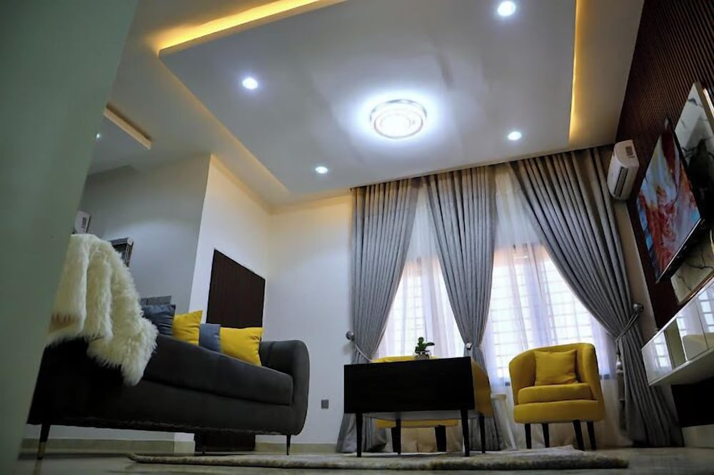 Lush Meadows Apartments