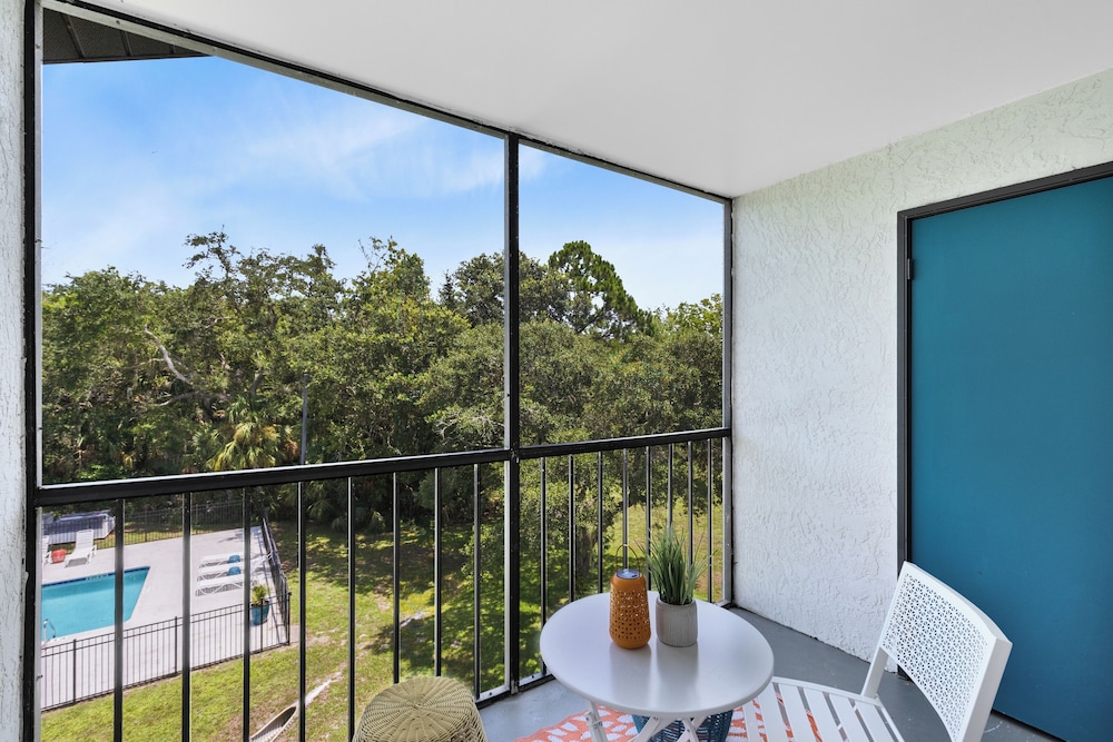 Oasis Apartment Homes