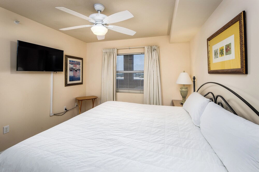 Pelican Isle 412 by Brooks and Shorey Resorts
