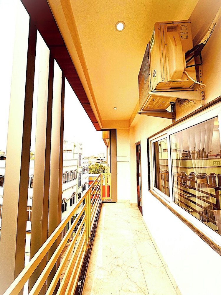 Inn of Dreams Hotel