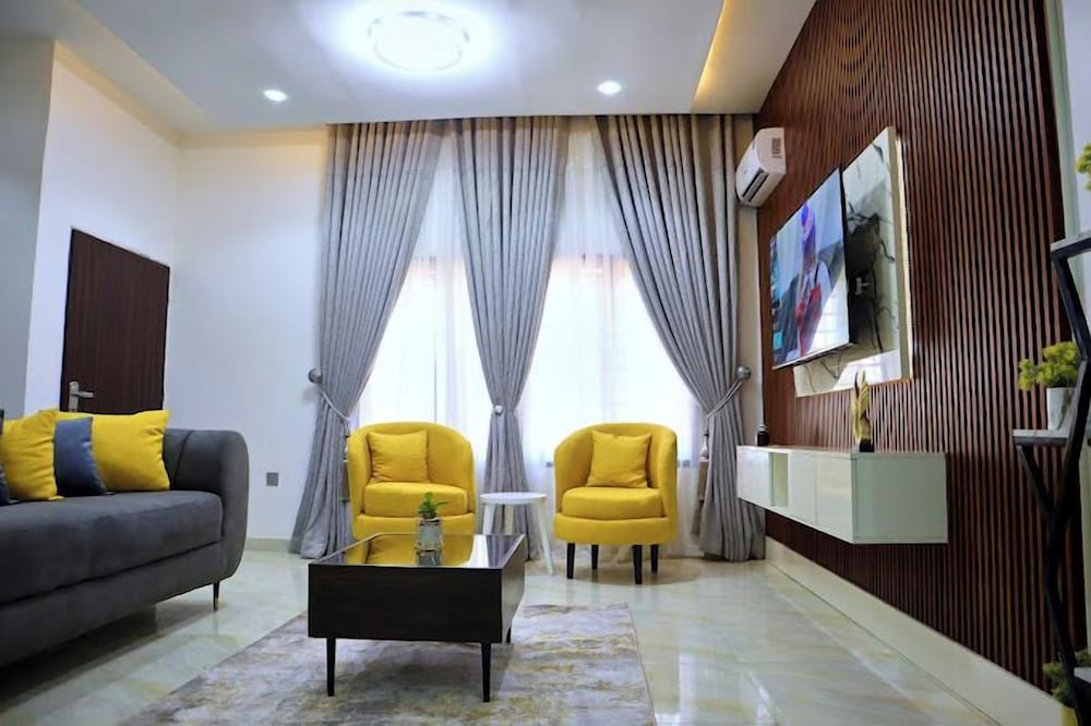 Lush Meadows Apartments