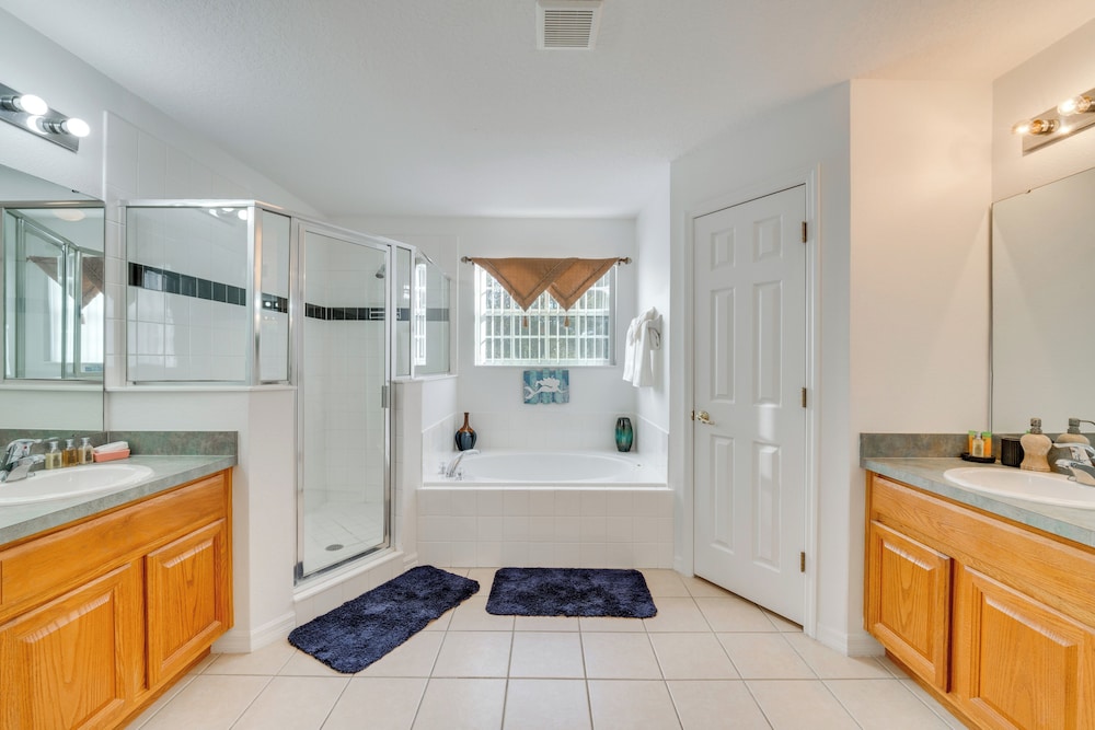 11 Mi to Disney: Family-friendly Davenport Home