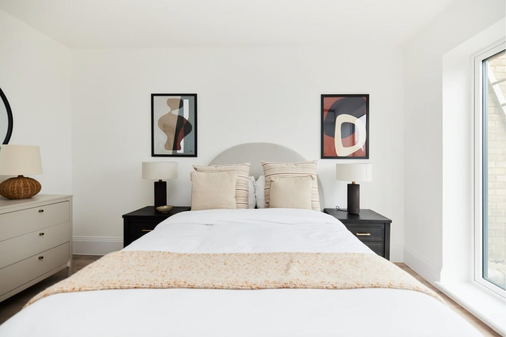 Wembley Vacations - The Wembley Park Corner - Classy 2bdr Flat With Balcony - Property Image 13
