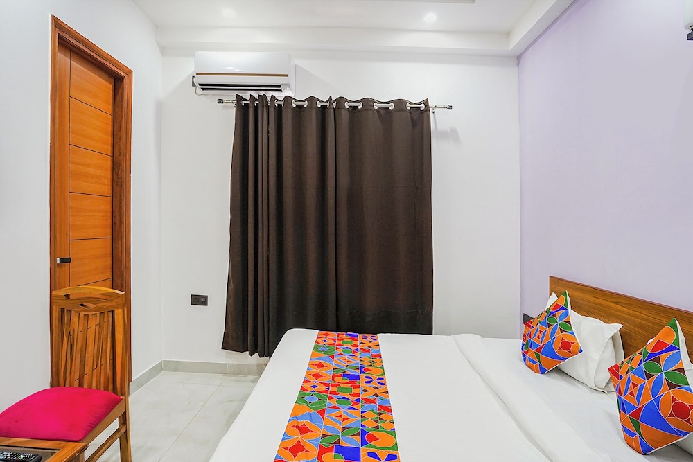 FabHotel Grihum 56