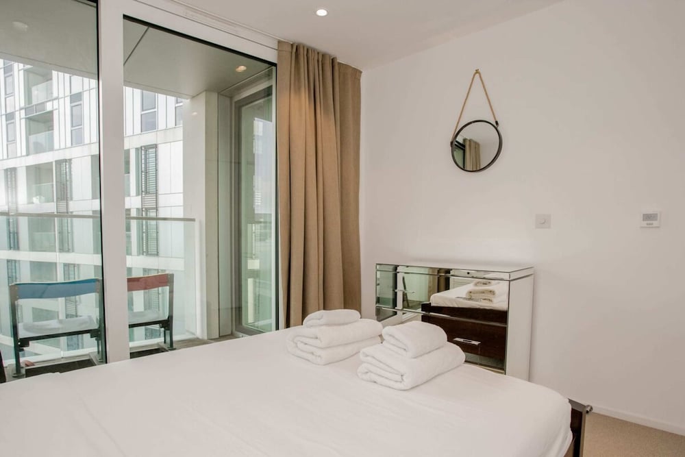 Modern 1 Bedroom Flat in Wandsworth