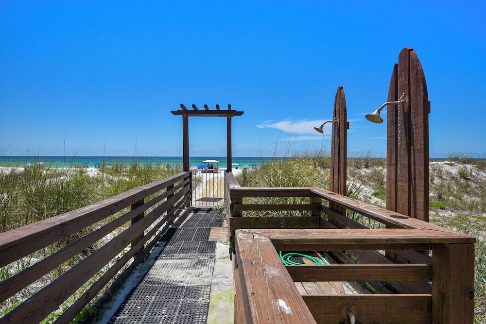 Top of the Gulf by Book That Condo