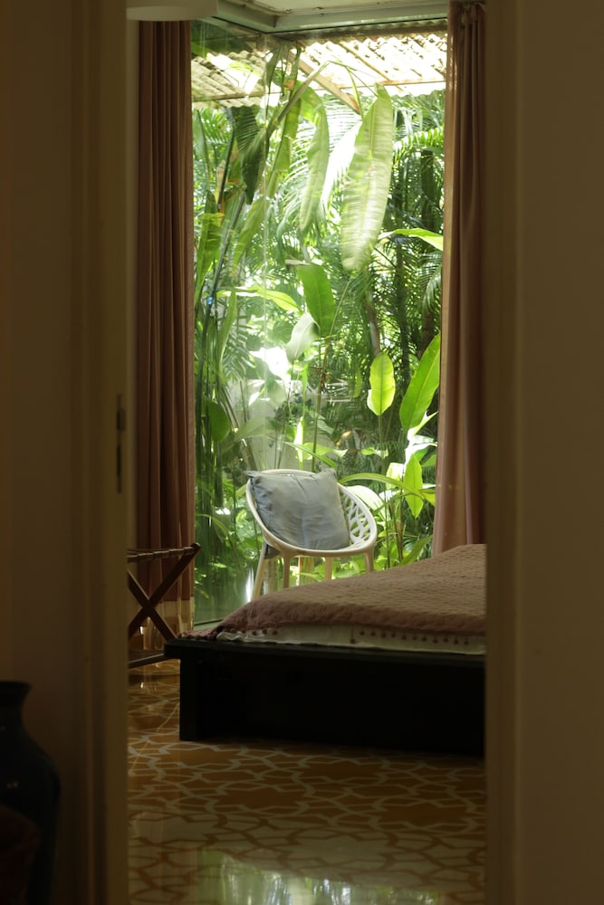 Siboney House by evaddo