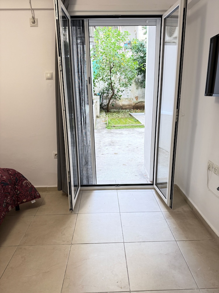 Cozy Apartment in Agios Loukas