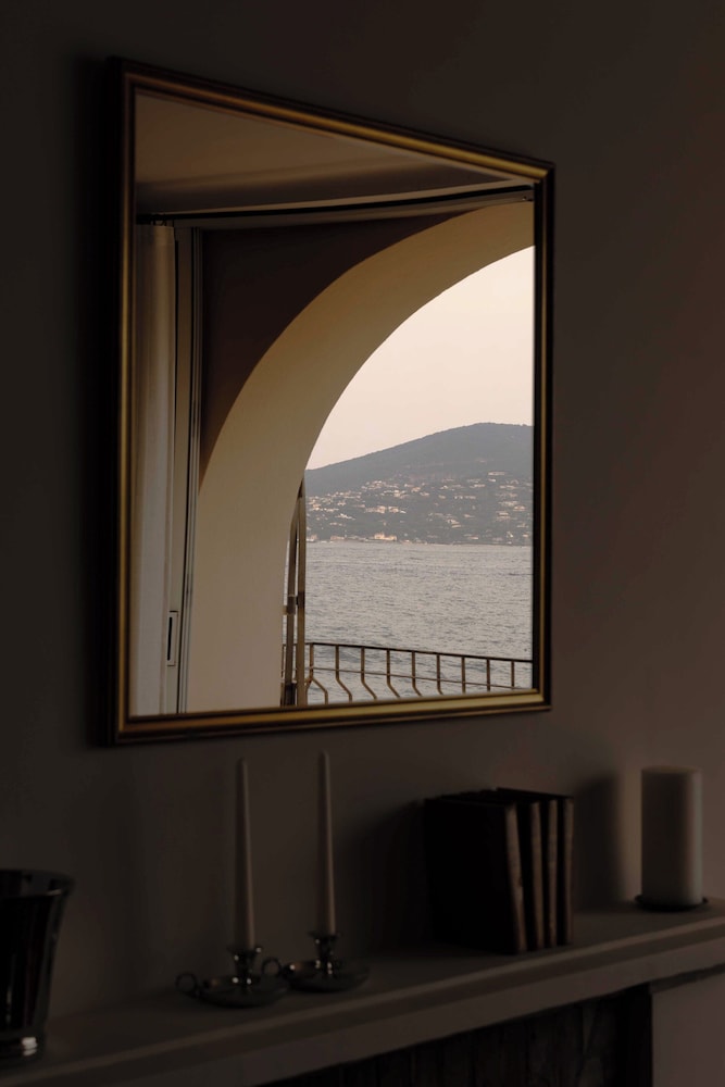 A/C Apt 2br/4p-2min to Plage de la Glaye/st-tropez