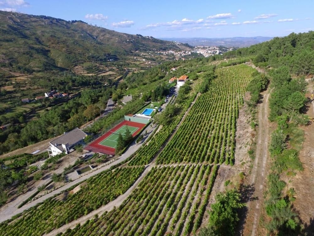 Rivatur - Explorações Turísticas Lda